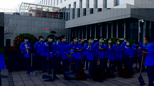 波隆水務集團繼續弘揚雷鋒精神組織員工在榔梨片區開展志願清掃街道活動